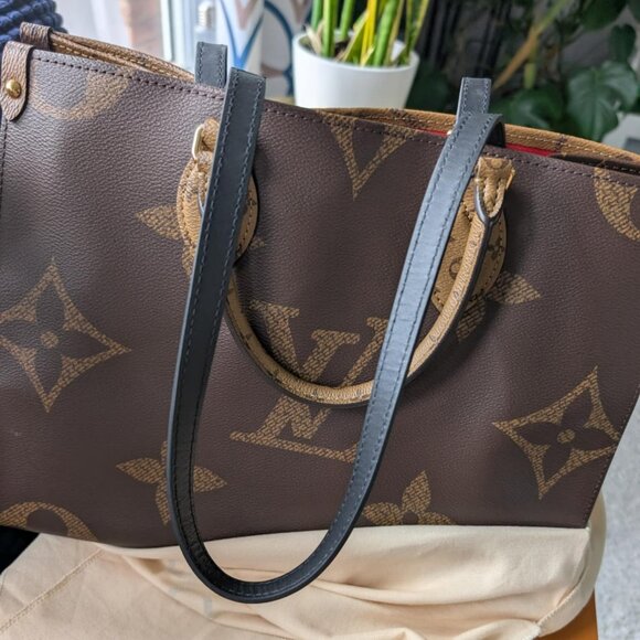 Preloved Brown/Cream OnTheGo MM Louis Vuitton - Picture 3 of 6
